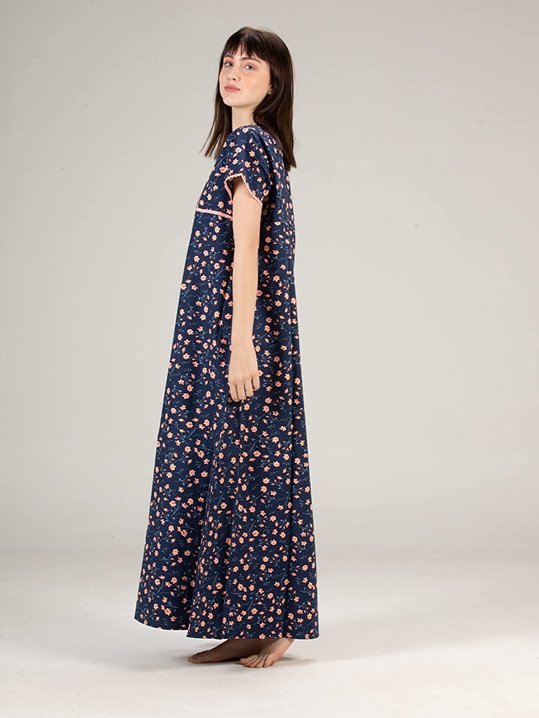 Blue Stylish Button Round Sleepwear